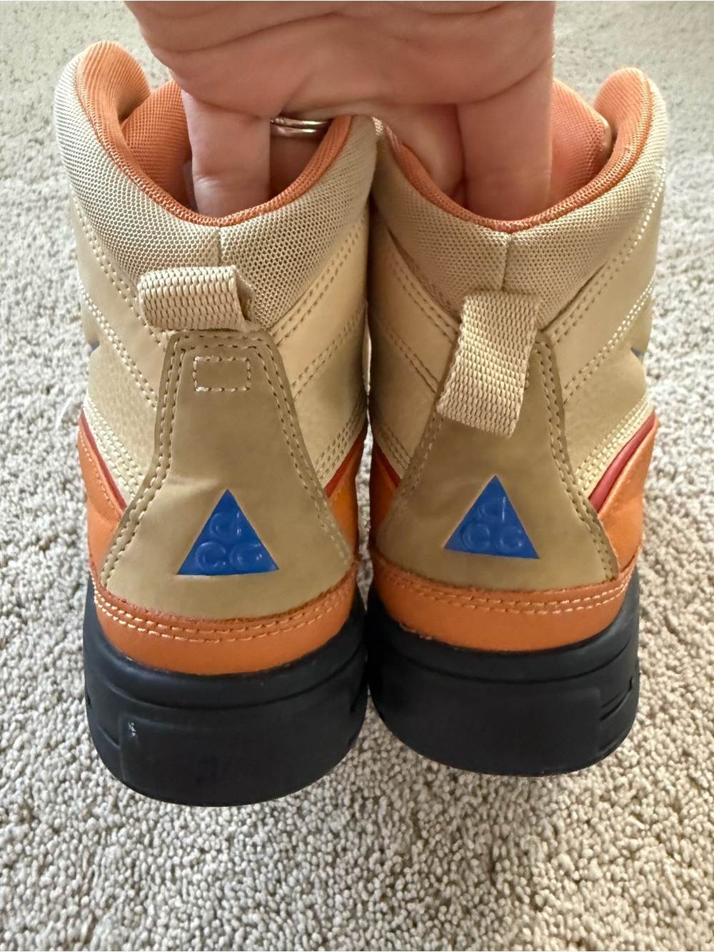 Nike Woodside 2 High ACG 'Sesame Hot Curry' 524872-201 5Y - Picture 2 of 6